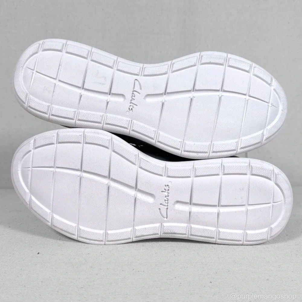 NWOT CLARKS Cloudsteppers Ezera Ave Rhinestone Comfort Sneaker | Grey | Women‎ 8